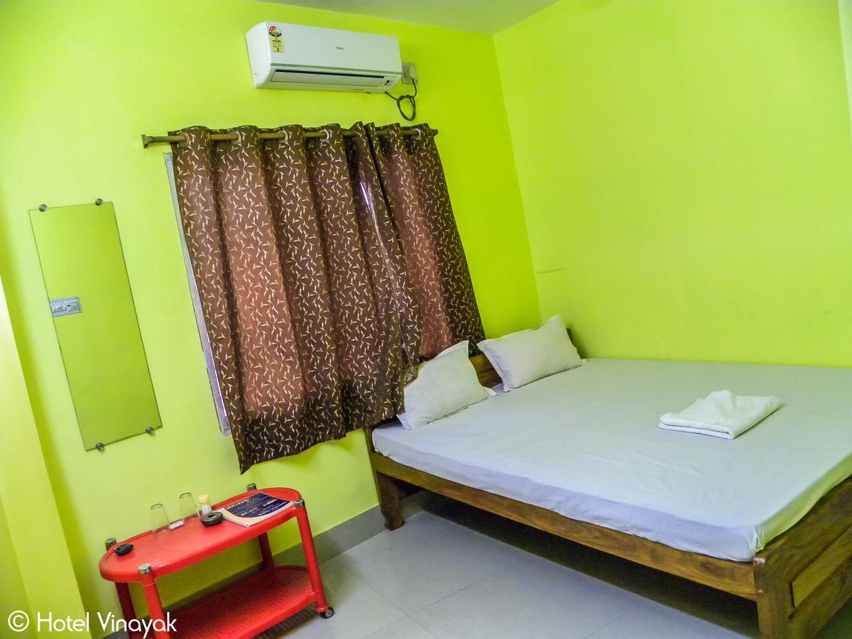 Hotel Vinayak Malda Bagian luar foto